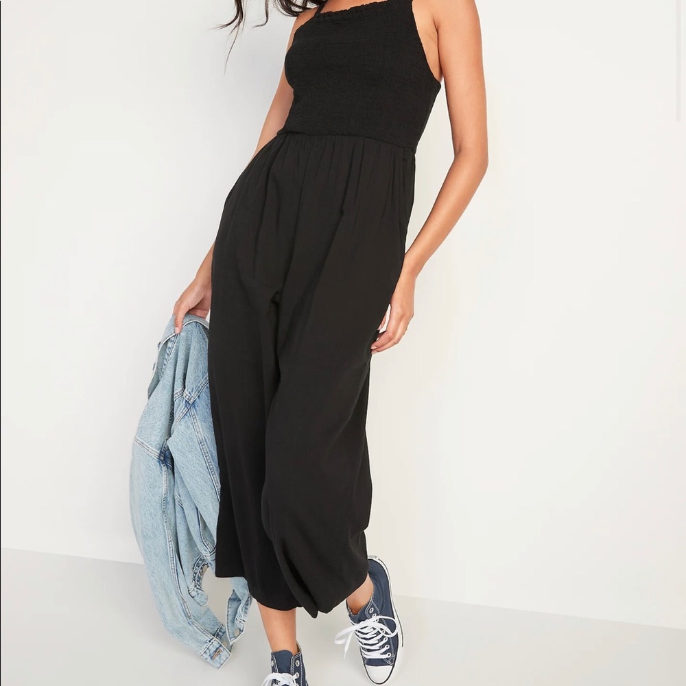 New🌿 Smocked Cami Jumpsuit